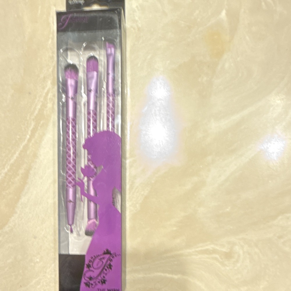 SOHO Disney Desert Princess Double-Ended Angled Makeup Brush Set, Purple